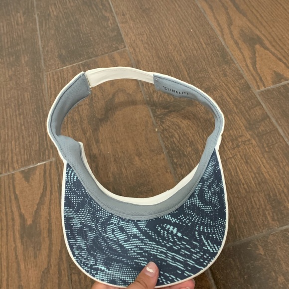 Visor - Picture 4 of 4